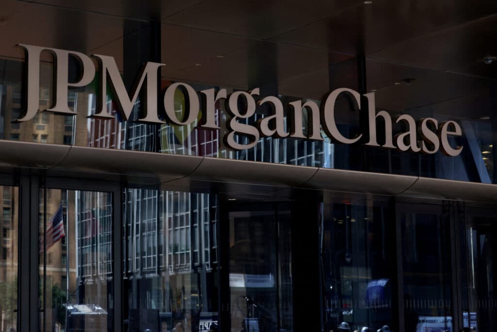 Trump sues JPMorgan for $5 billion, alleges bank closed his accounts for