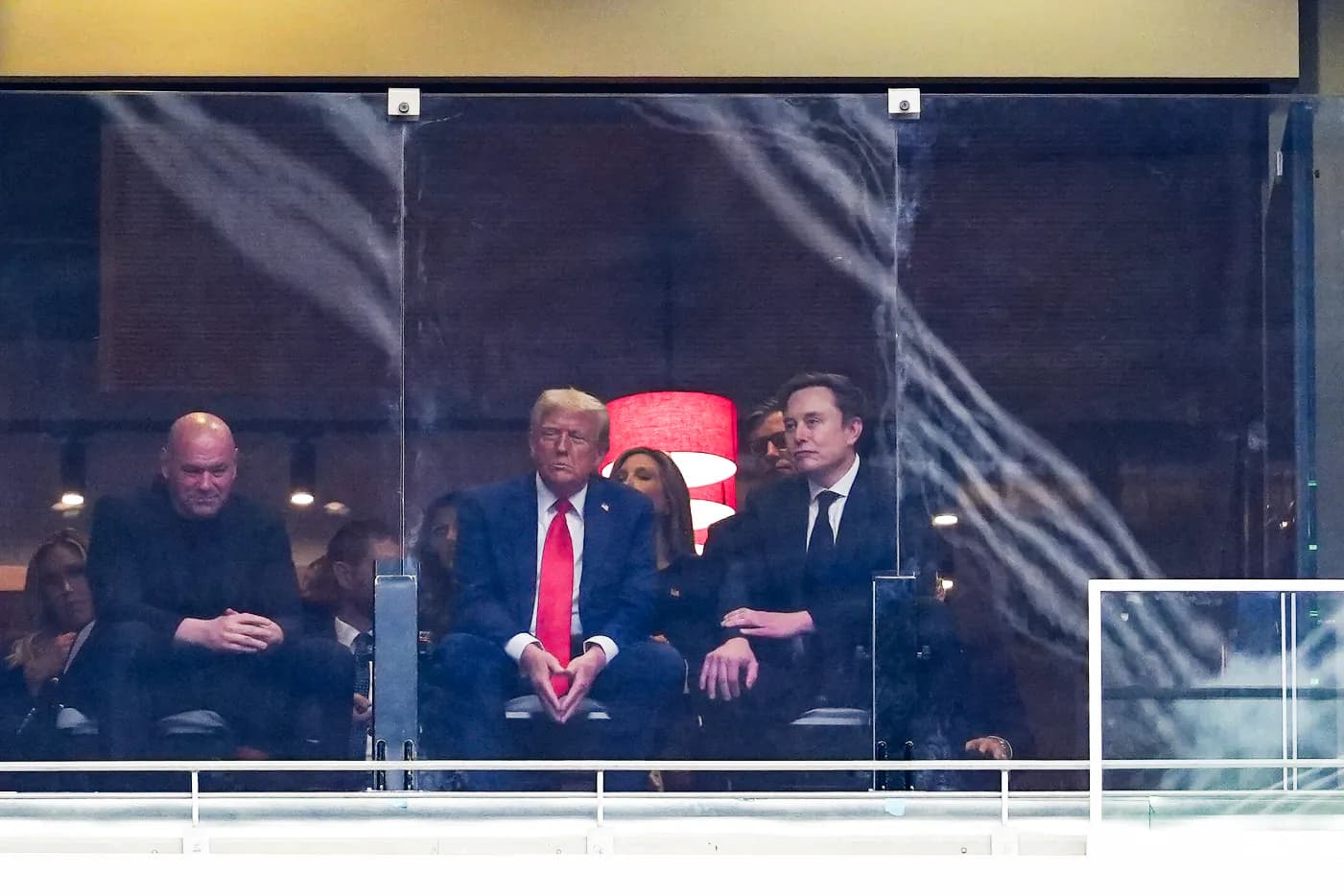 Trump Says He Will Talk to Musk About Restoring Internet in Iran