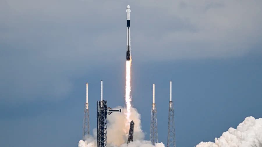NASA Chief Suggests SpaceX May Be Booted From Moon Mission