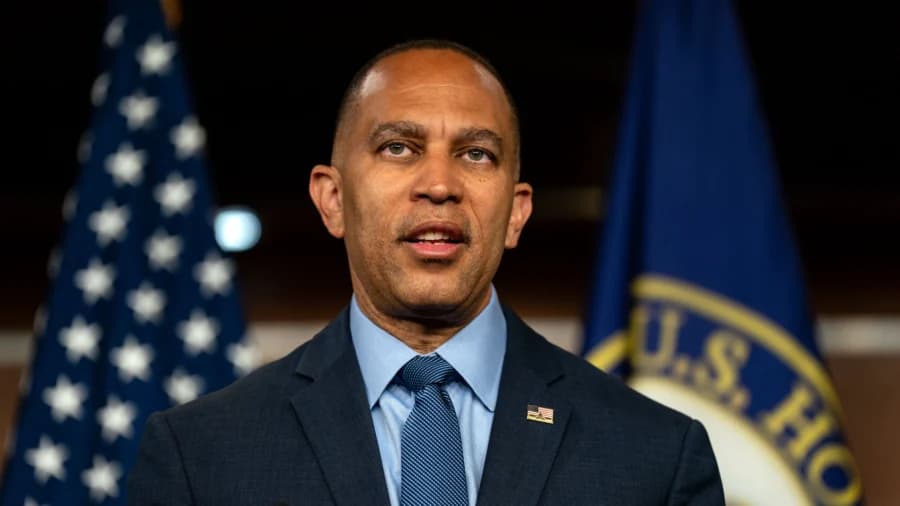House Minority Leader Jeffries Speaks to Press on 24th Day of Shutdown