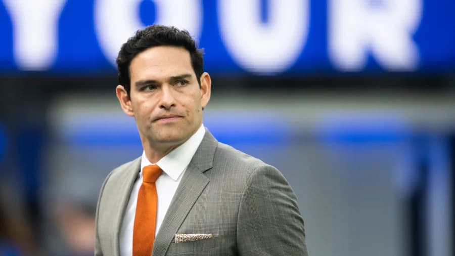 Ex-NFL QB Mark Sanchez Released From Custody a Week After Parking Fight Arrest