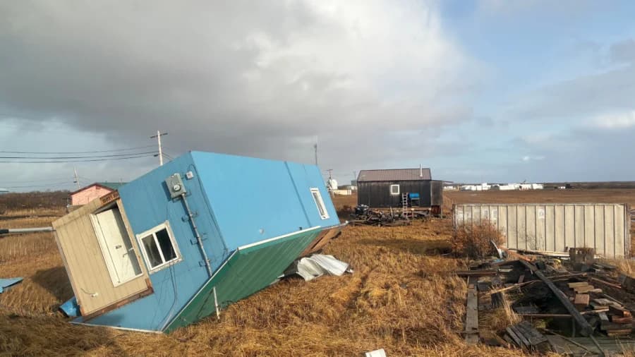 Deadly Nor'easter Slams East Coast as Storms Strike Alaska, Arizona