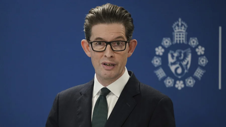 MI5 Warns UK Politicians of Targeting by Spies From China, Russia, Iran