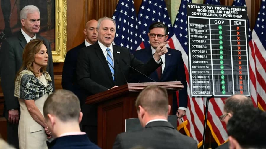 Republicans, Democrats Trade Blame as Shutdown Pains Grow