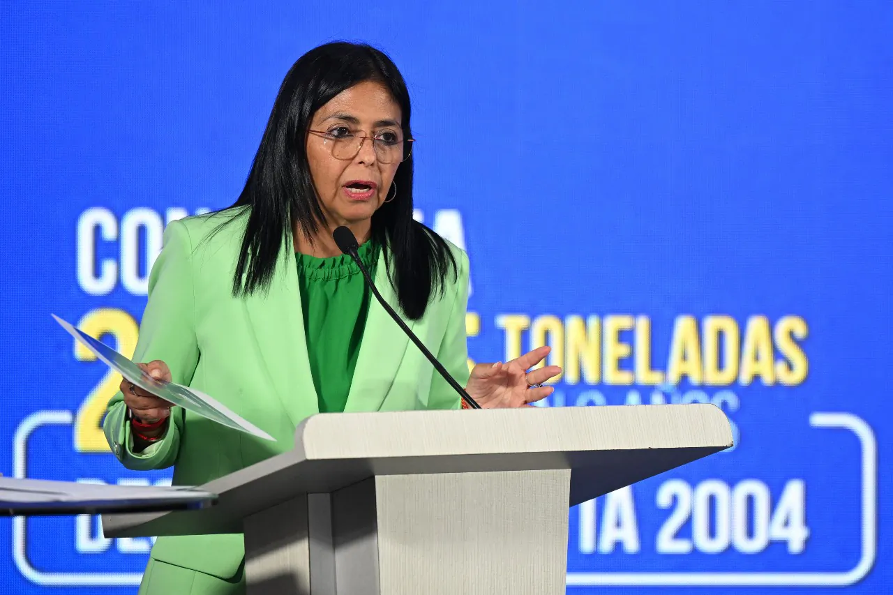 Trump: Acting Venezuelan Leader Will Face Consequences If She Doesn't 'Do What's