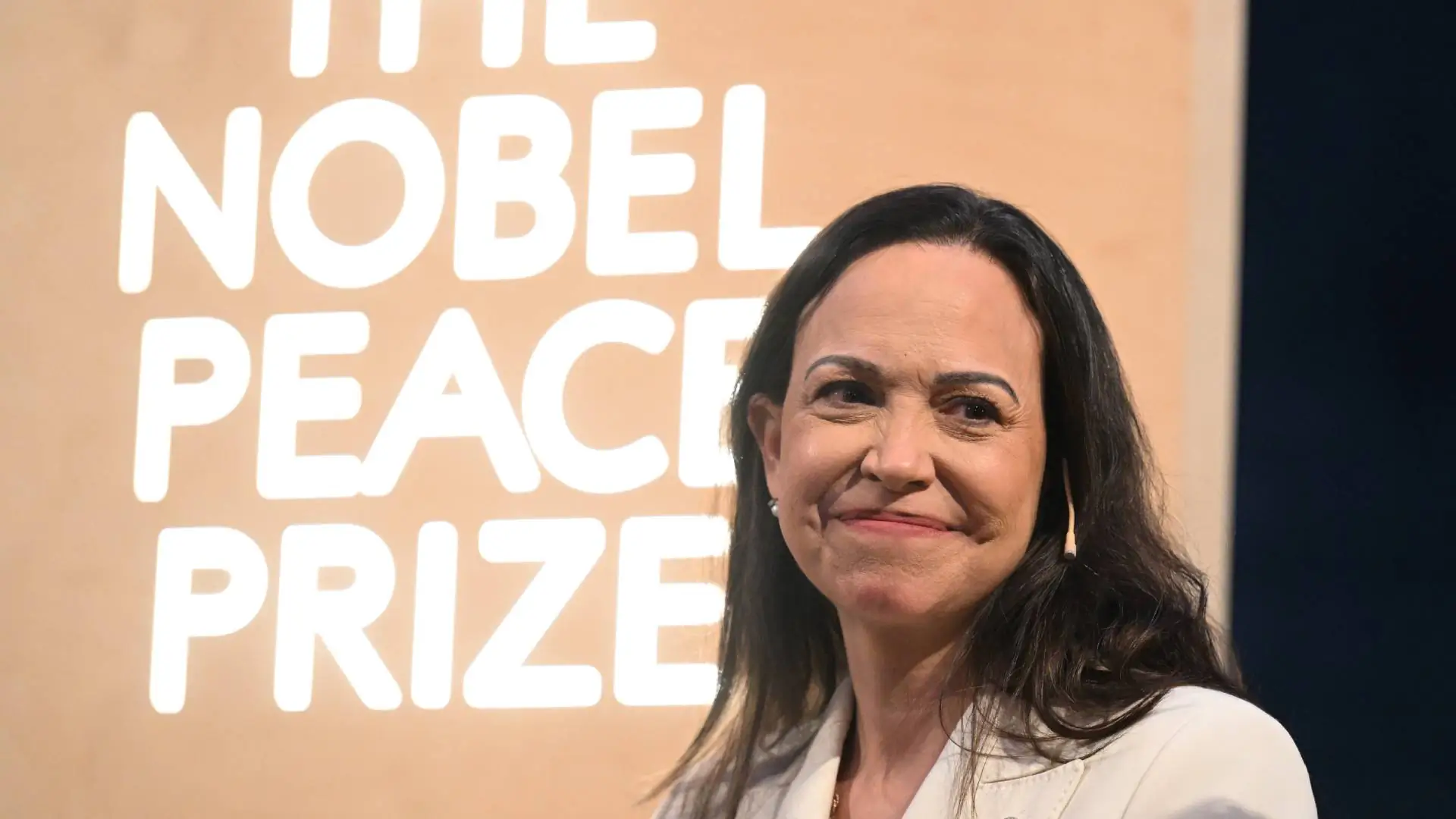 Trump Says He Will Meet With Venezuela's Machado Next Week