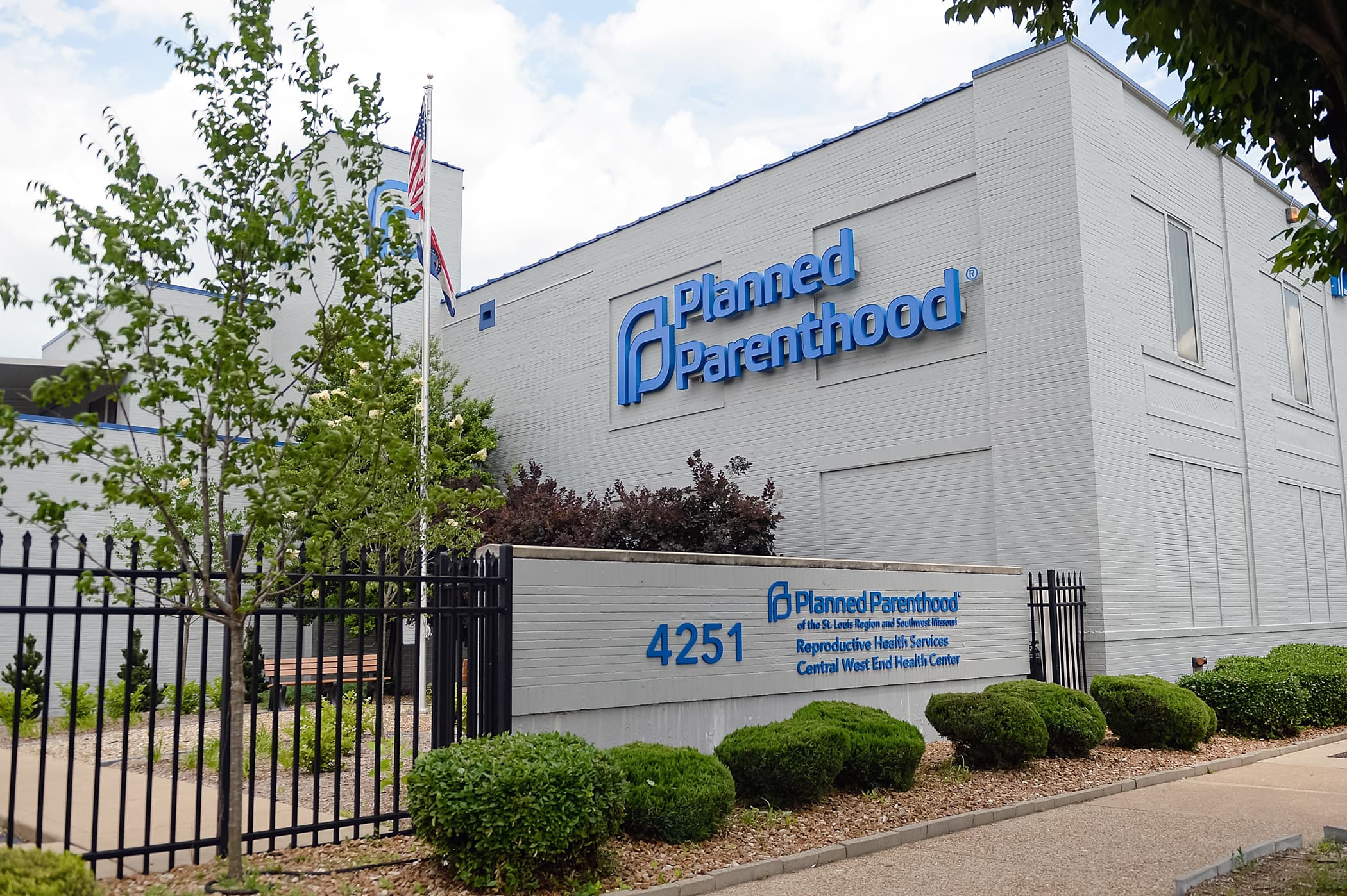 LIVE NOW: Appeals Court Hears Arguments on Planned Parenthood Federation Funding Case