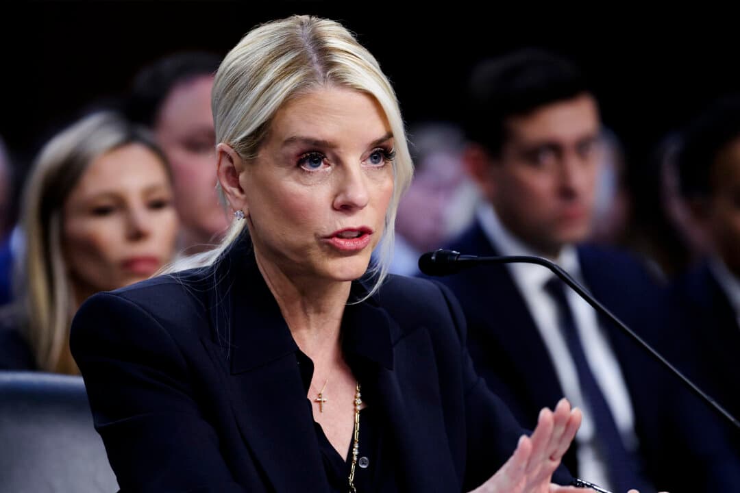 Jack Smith Seized Trump’s Government Phone in Arctic Frost Probe: Bondi