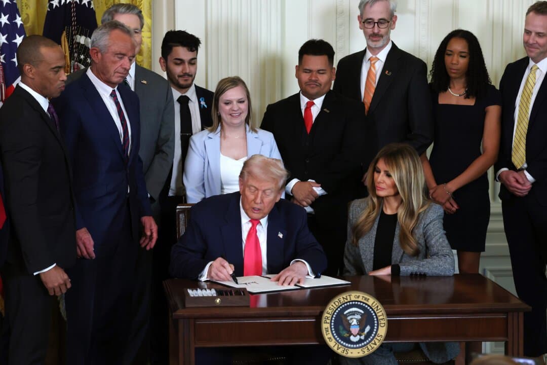 Trump Signs Executive Order to Expand Resources for Foster Care