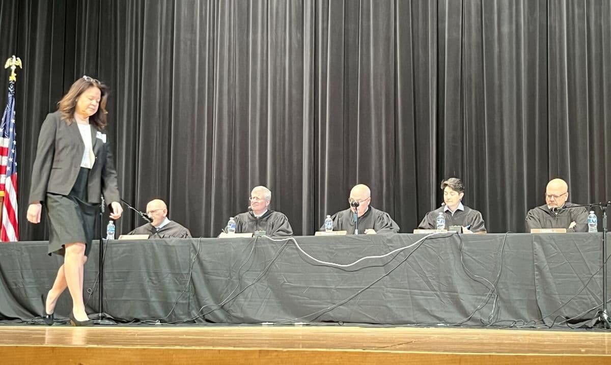 Divided appeals court overturns defendant's $350,000 restitution obligation