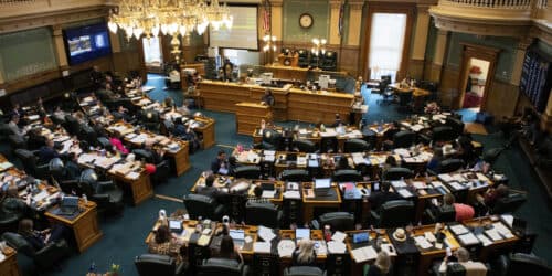 As lawmakers return, federal pressure and fiscal stress could shape Colorado's