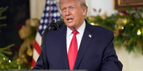 Trump highlights accomplishments in White House speech