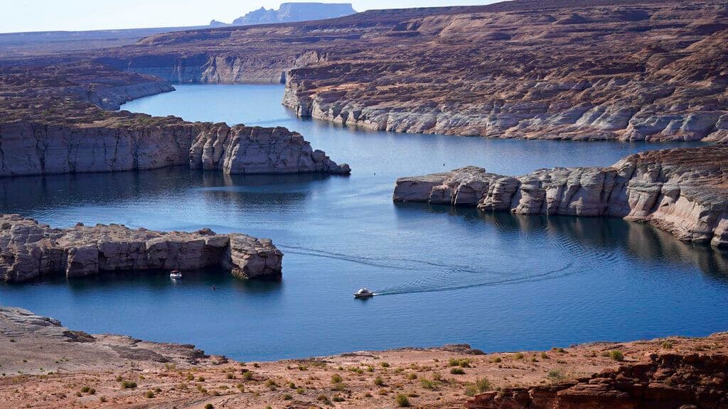 With guidelines expiring, the feds release a draft plan for Colorado River