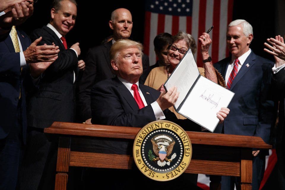 2 Mexican Navy ships laden with humanitarian aid dock in Cuba as US blockade