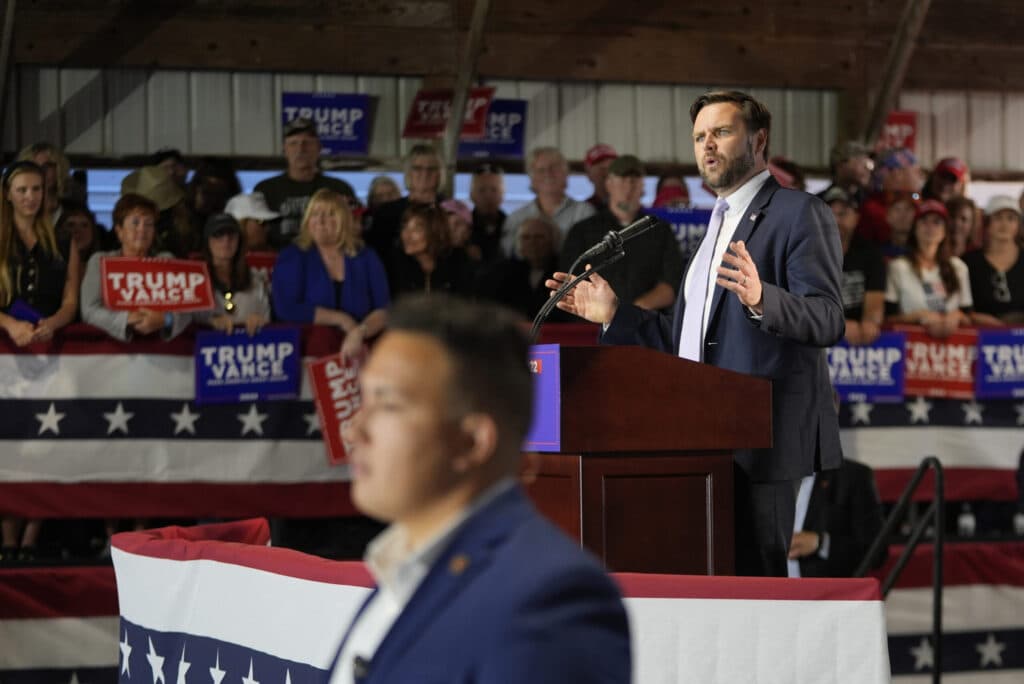 Anna Paulina Luna backs Vance for president in 2028