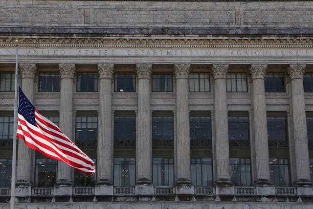 USDA memo says it will not use emergency funds for November food benefits