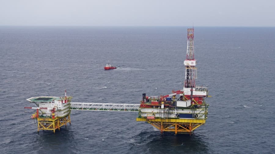 Russia’s Lukoil to Sell Overseas Assets as US Sanctions Bite