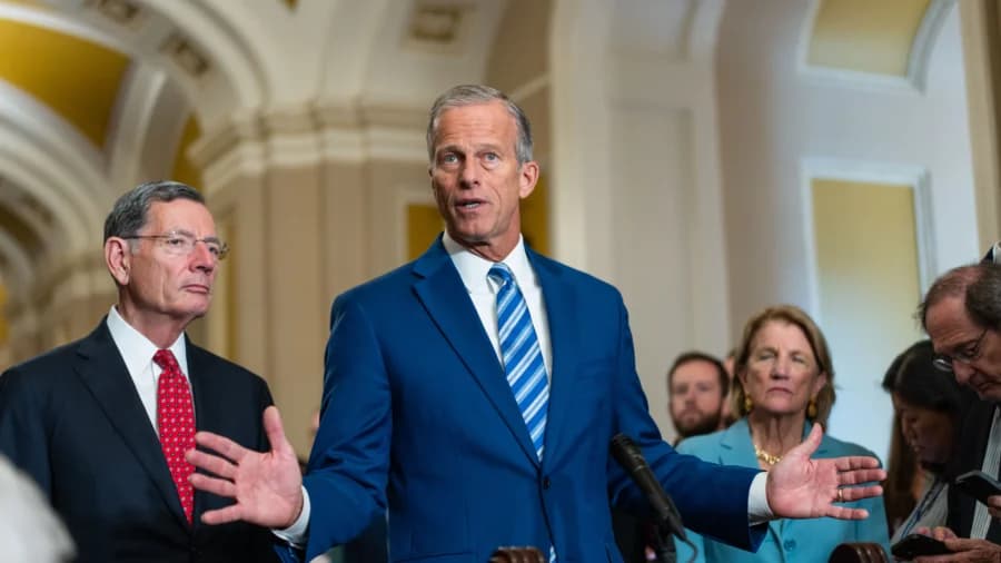 Senators Eye ‘Minibus’ Bill to Reopen Government