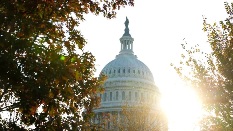 Senate on Verge of Advancing Bill to End Federal Shutdown