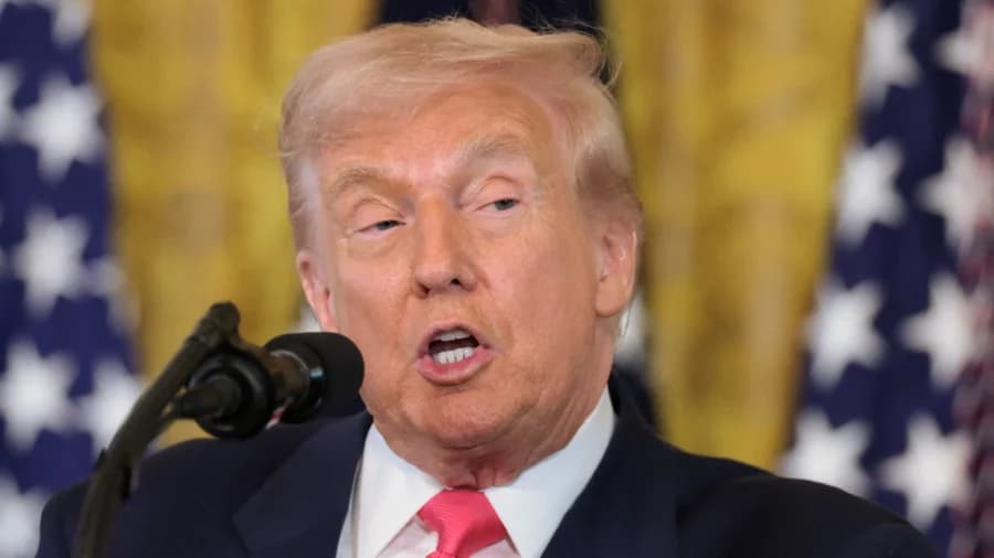 Trump Calls for 6 Democrats to Face Trial, Death Penalty for 'Seditious