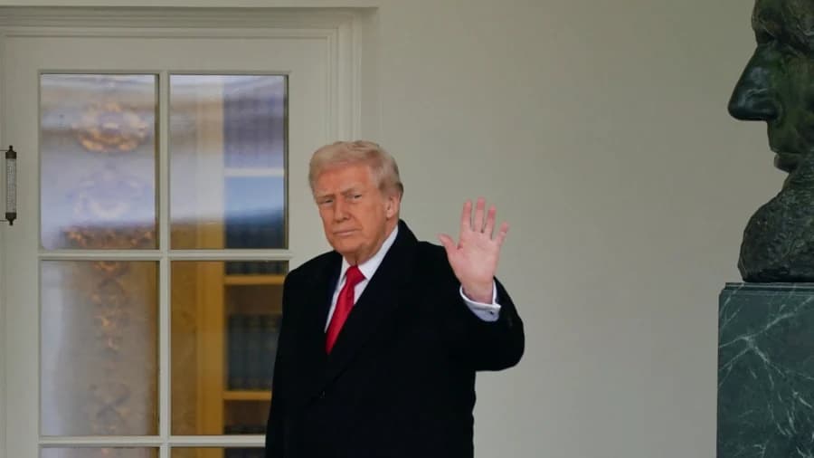 Trump Confirms He Spoke With Venezuelan President Maduro