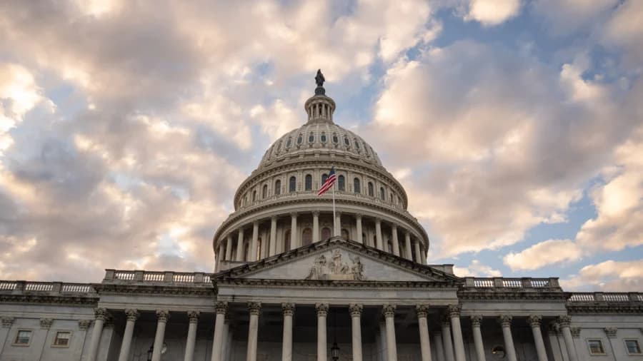 Congress Returns From Holiday Recess for Battle Over Health Care