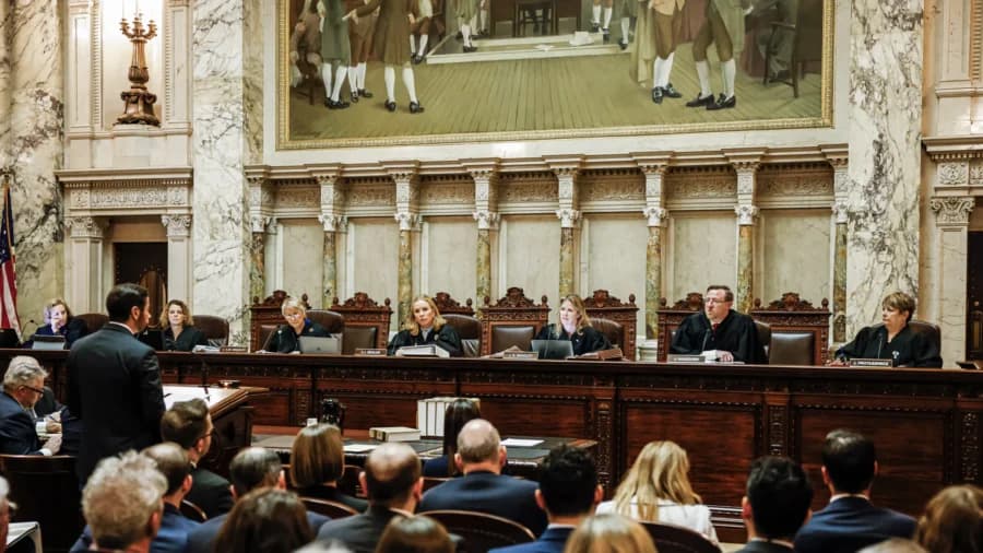 Wisconsin Supreme Court Panels Meet to Rule on Redistricting