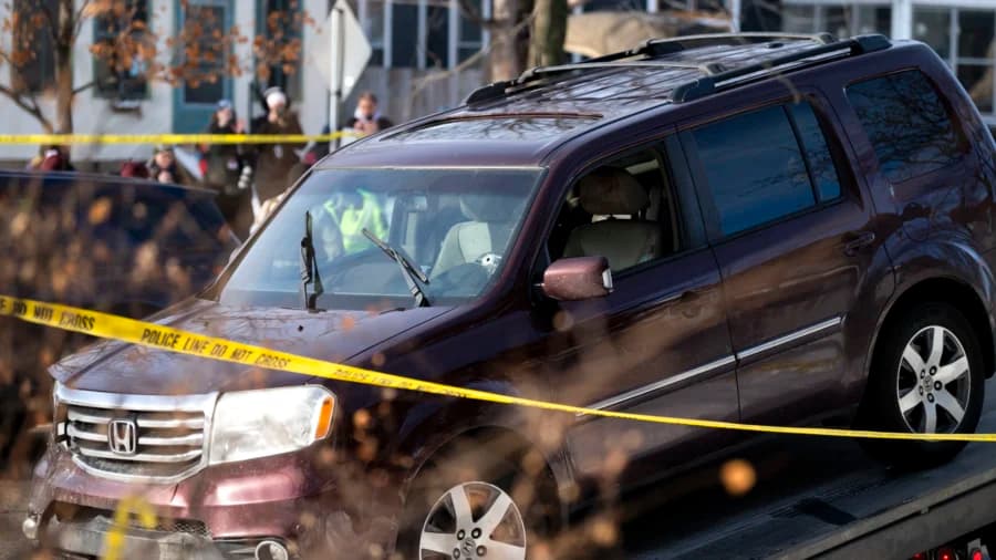 ICE Agent Involved in Shooting Is Getting Death Threats, Border Czar Says