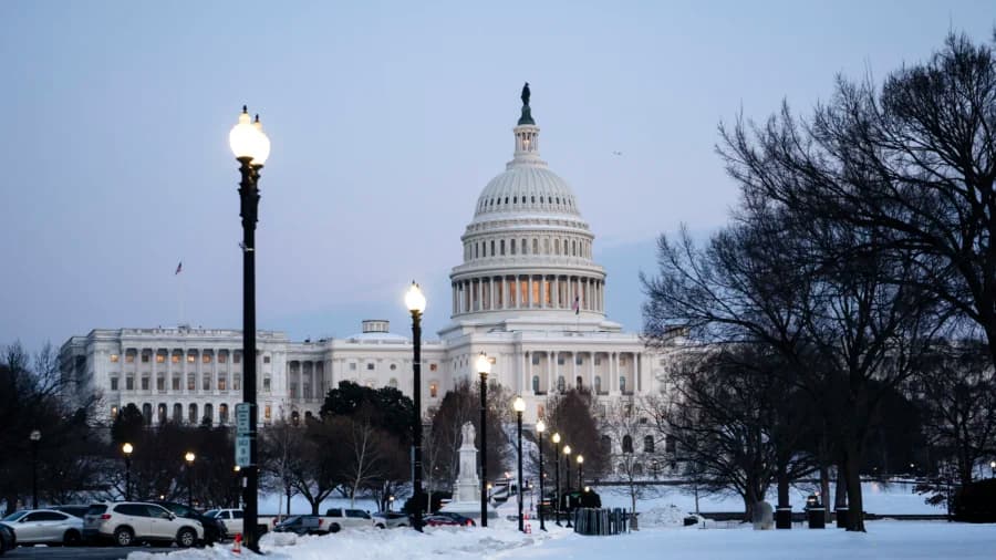 Senate Tees Up Shutdown Deal Vote as Partial Shutdown Expected Over Weekend