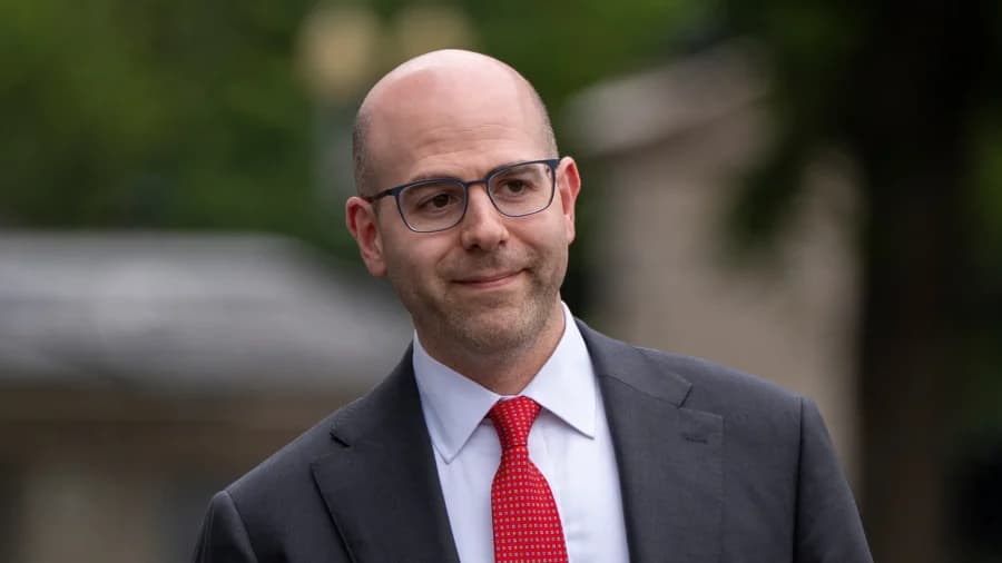 Fed Governor Stephen Miran Resigns From White House Post