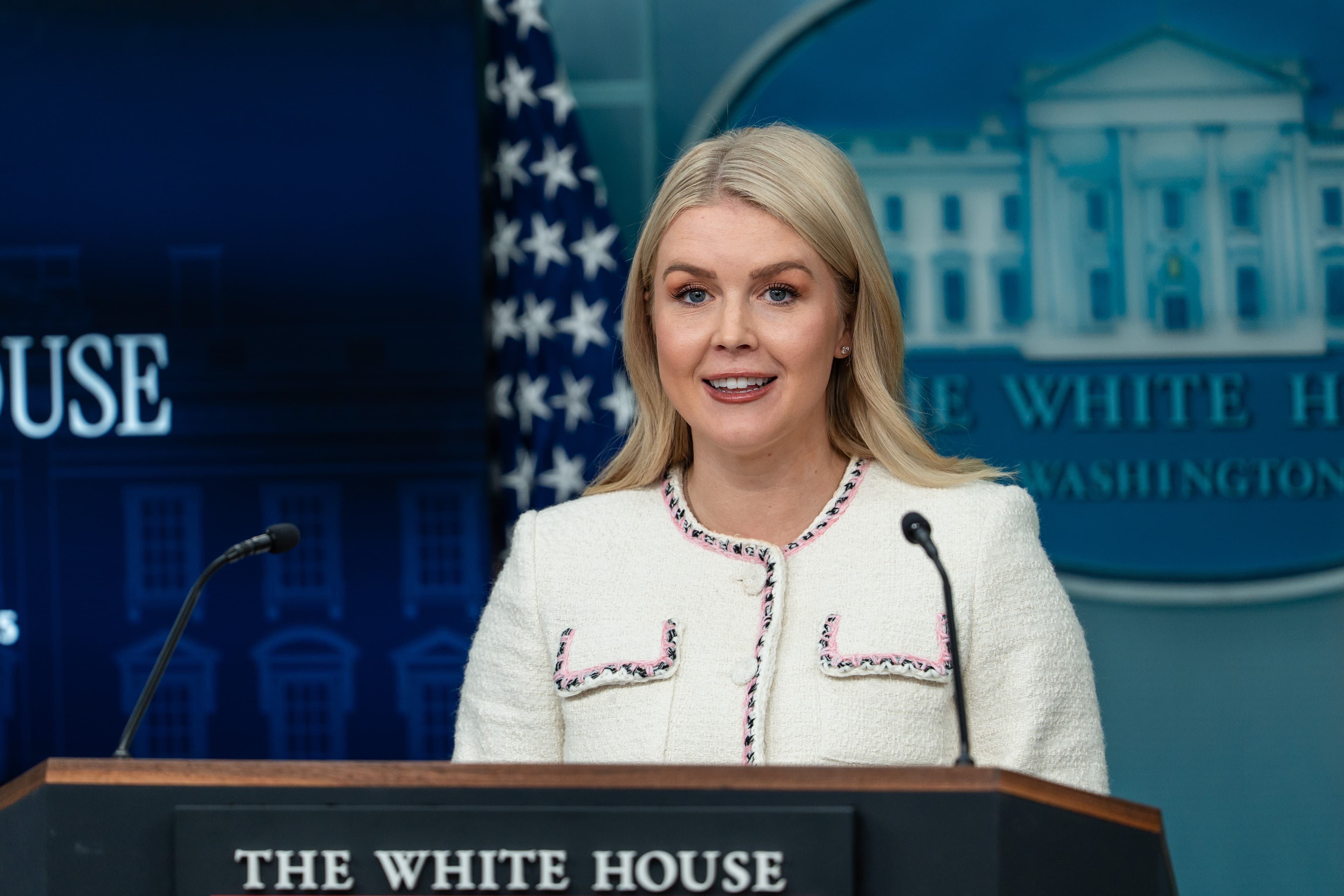LIVE NOW: White House Press Briefing by Press Secretary Karoline Leavitt