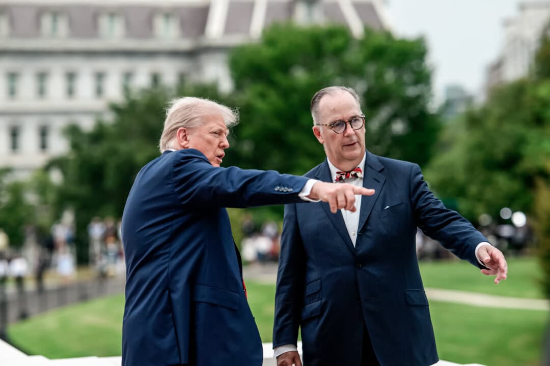 Trump Reworks Lincoln Bathroom Amid Broader White House Renovations