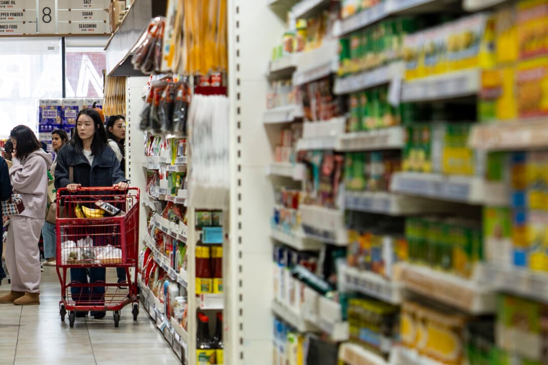 Bessent Teases ‘Substantial’ Tariff Moves to Bring Down Food Prices