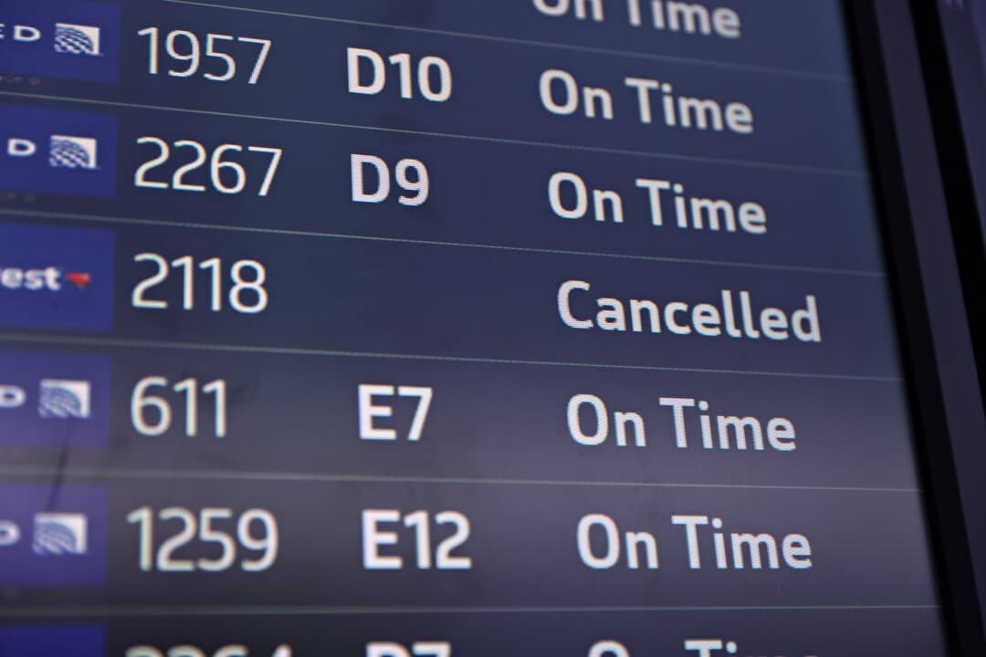 Disruptions Raise Stakes for Senators as Record-Breaking Government Shutdown Hits 40th Day