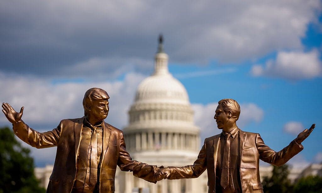 Trump says House Republicans should vote to release Epstein files in shocking