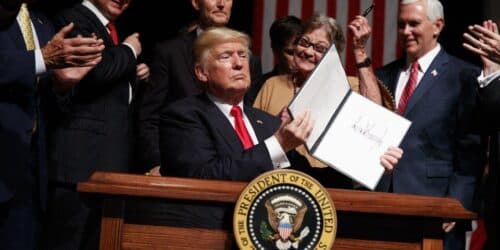 2 Mexican Navy ships laden with humanitarian aid dock in Cuba as US blockade