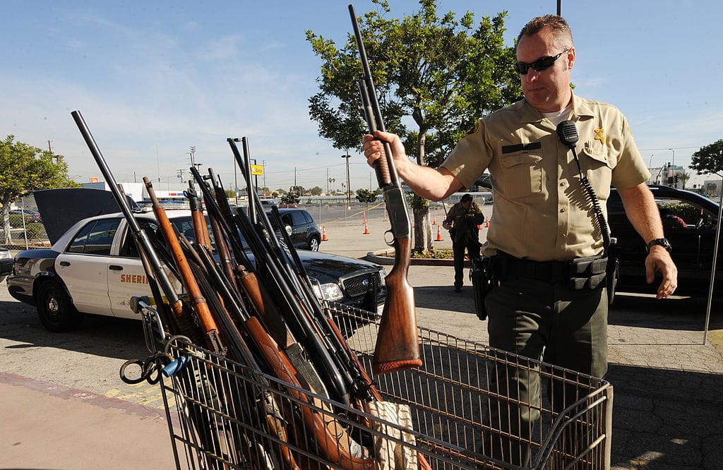 video liberals manipulate gun stats