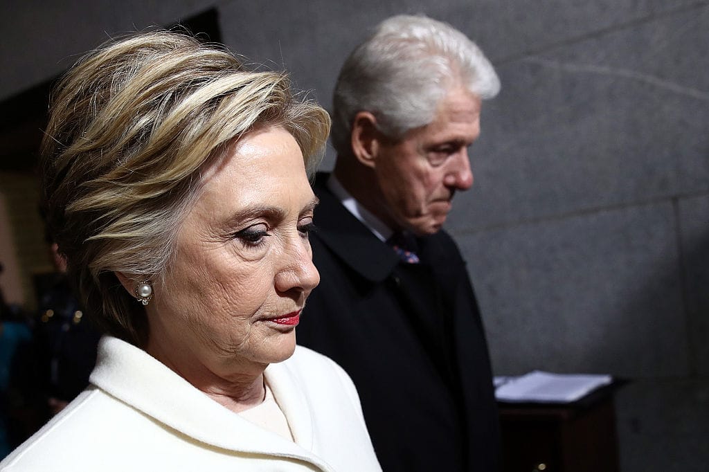 hillary disapproval poll