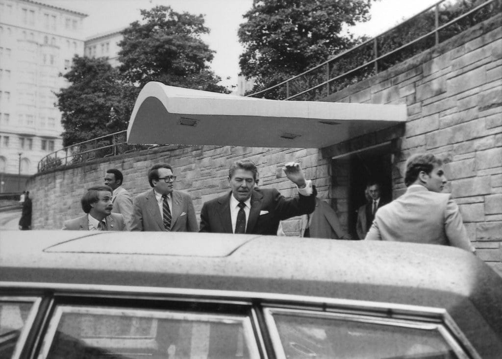 ronald reagan shot