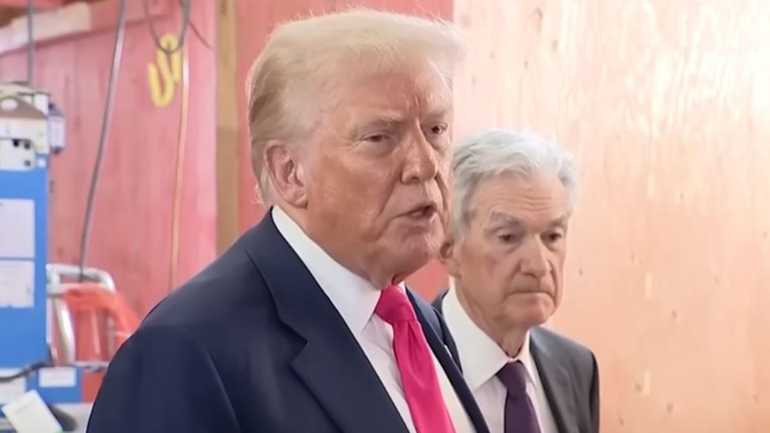 Trump Powell