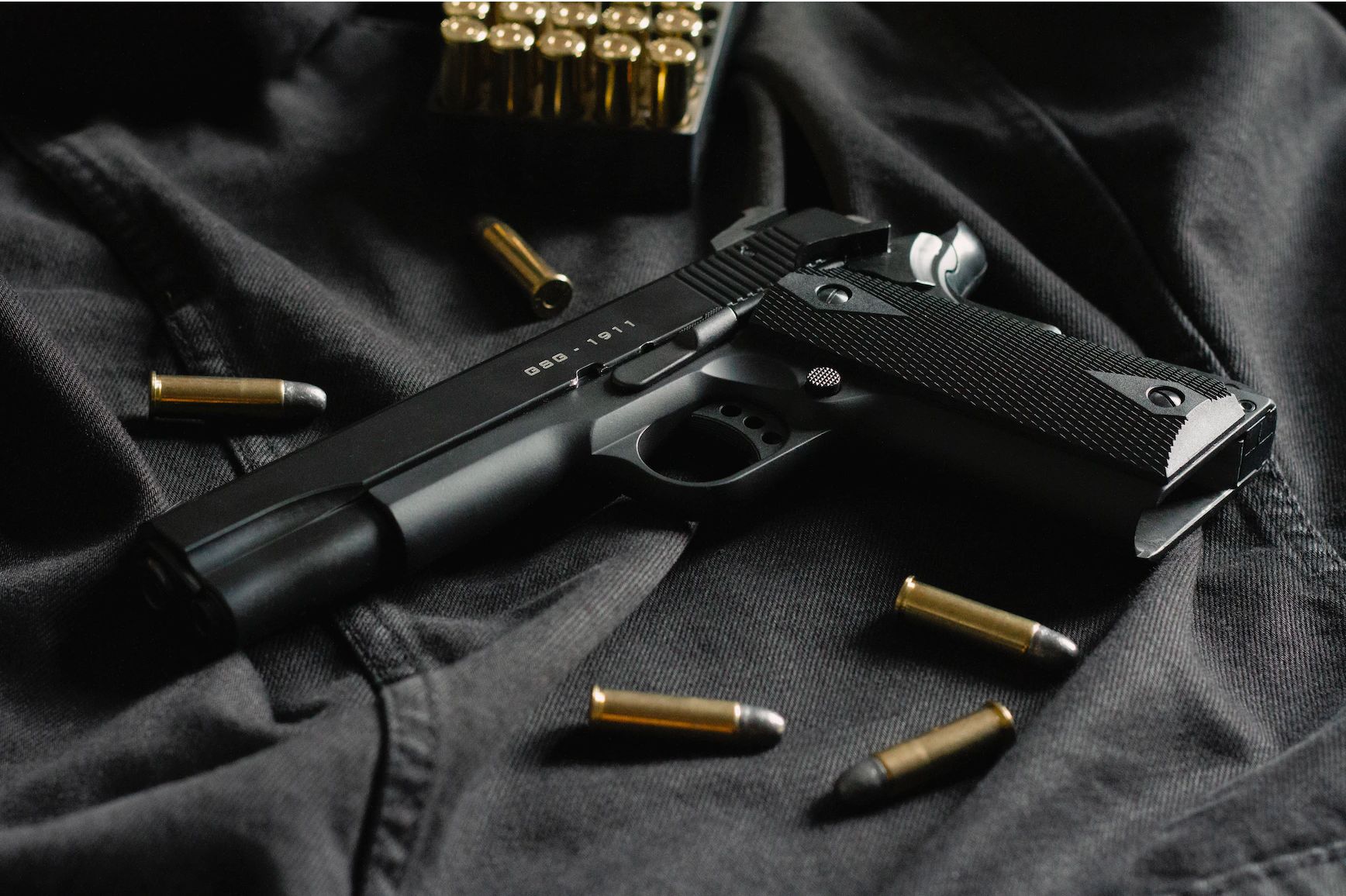 guns