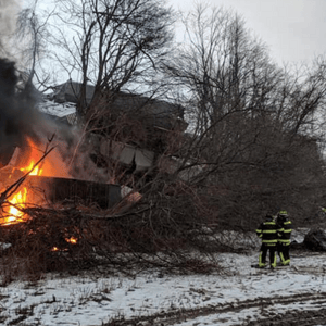 train derail new york