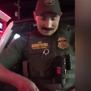 Border agent asks citizen for ID