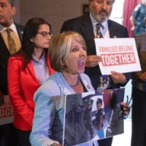 Democrats heckle Trump