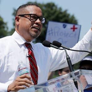 Keith ellison Clinton campaign manager