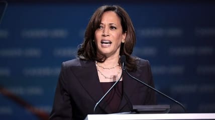 harris aides leaving