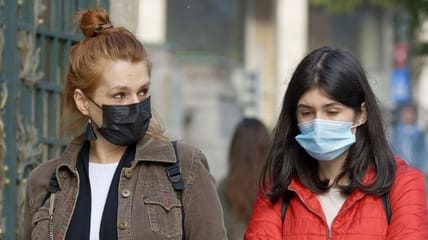texas lawsuit plane mask mandate