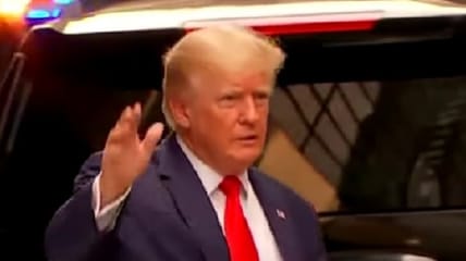 Federal prosecutors will reportedly hold off on any public announcement of charges for former President Donald Trump until after the midterm elections.