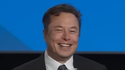 Elon Musk continued pressing for peaceful negotiations to end the Ukraine-Russia conflict and avert a nuclear war while Russian expert Fiona Hill accused him of transmitting messages for Vladimir Putin.