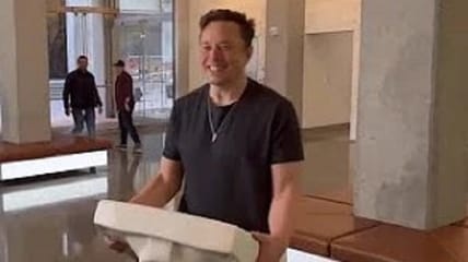 Elon Musk has put mainstream media on notice, sending an ominous warning that they should "worry" because "we have only just begun."